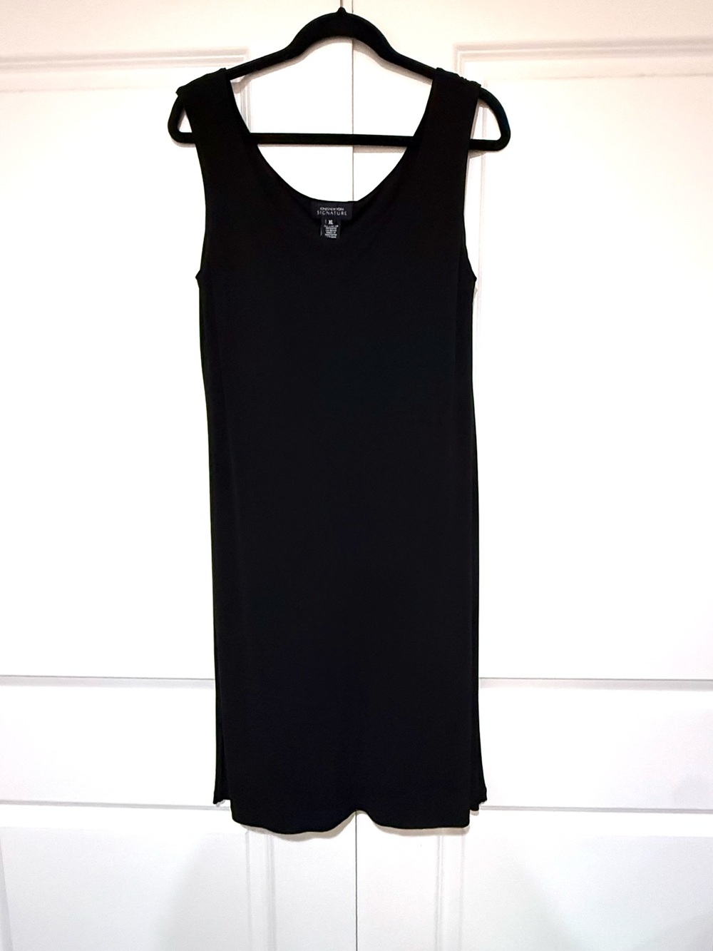 Jones New York Black Sleeveless 💯% Rayon Sheath Dress